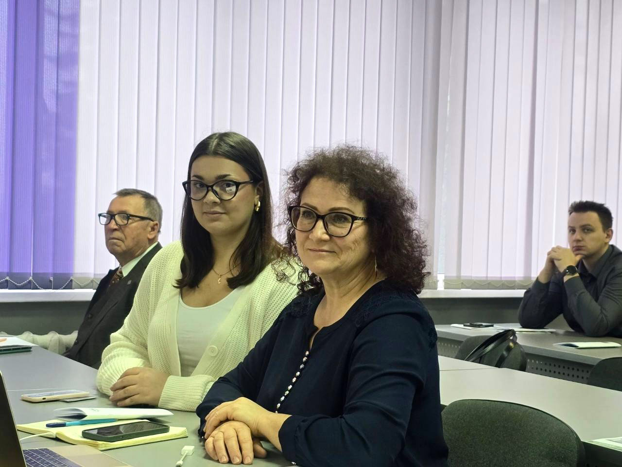 27 ноября 2025 годаЕлена Перетягина, заместитель директора по экспертным вопросам, выступила на конференции «Стратегия и тактика развития производственно-технических систем», организованной ГГТУ имени П.О. Сухого